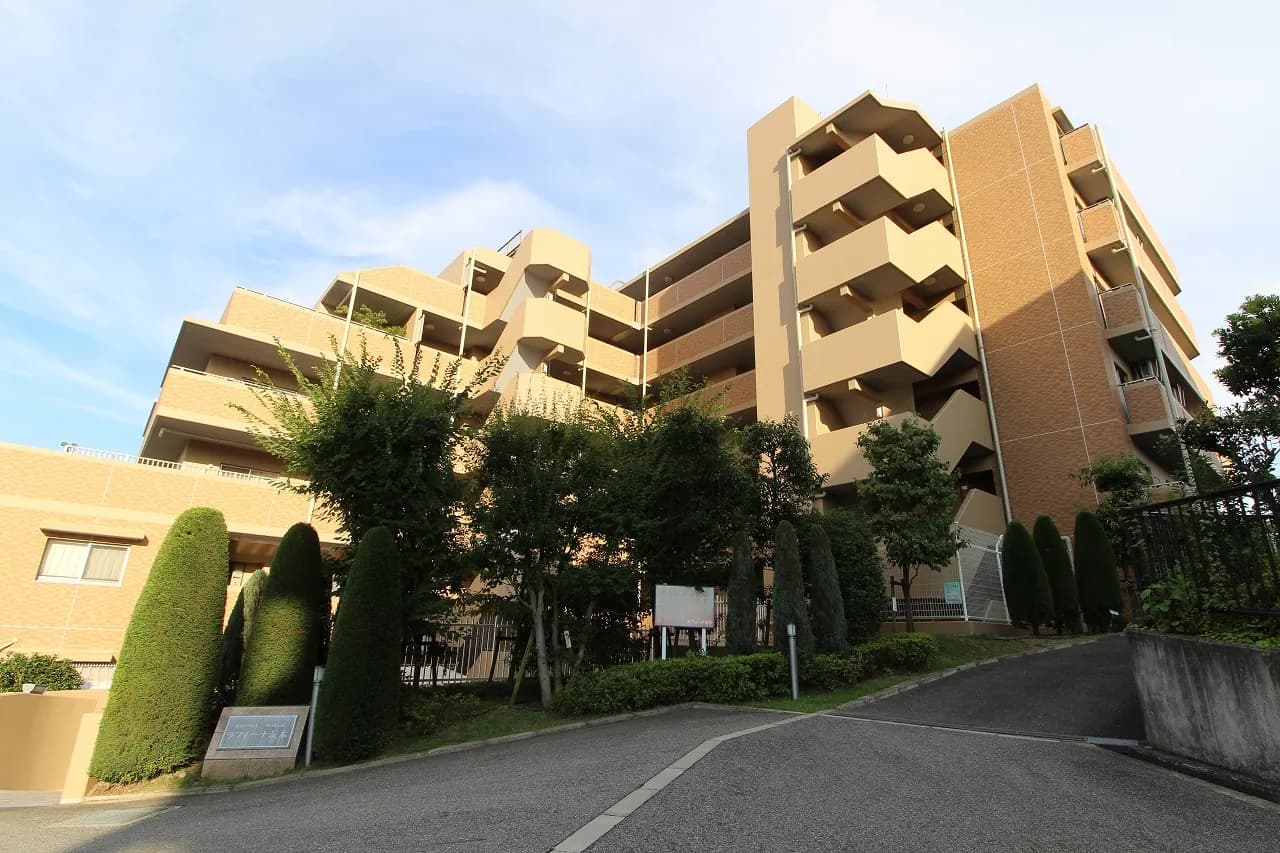 新築相場も考慮した価格設定で売出し！【ラフィーナ茨木】